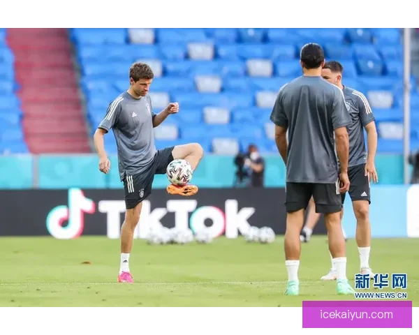 费尔明在青年欧冠小组赛中表现稳健，继续冲击出线名额。